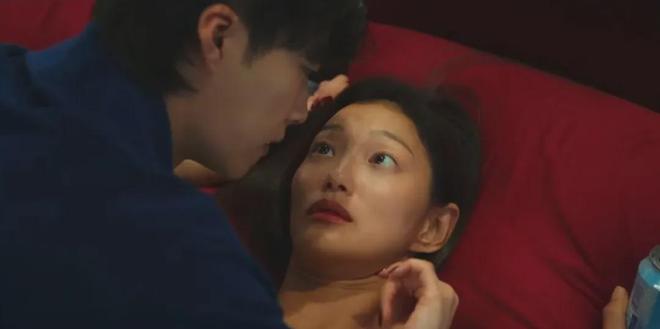 Netflix新剧超火，性感十足！