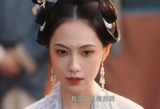 清明上河图的秘密：第二个发单人到底是谁？赵离不是，王府尹有嫌疑