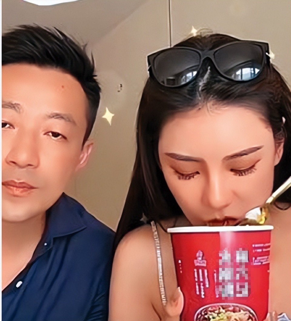 汪小菲回台北开餐厅，网友笑问：酒店都难撑，餐厅能行？