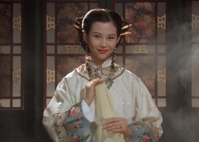 蔡少芬和何晴都演过花魁，姜佩瑶能超过她们吗？