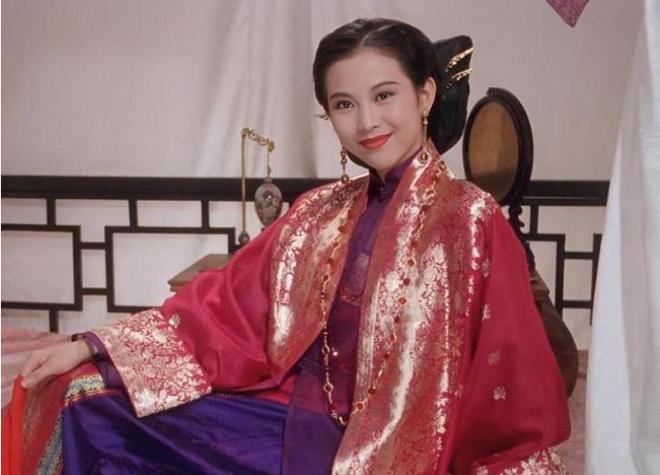 蔡少芬和何晴都演过花魁，姜佩瑶能超过她们吗？