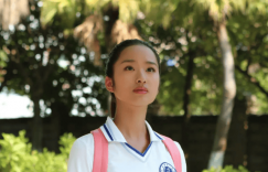杨采钰这波操作有点秀，恋上大她30岁的刘亦菲干爹，还顺走了金晨的资源缩略图