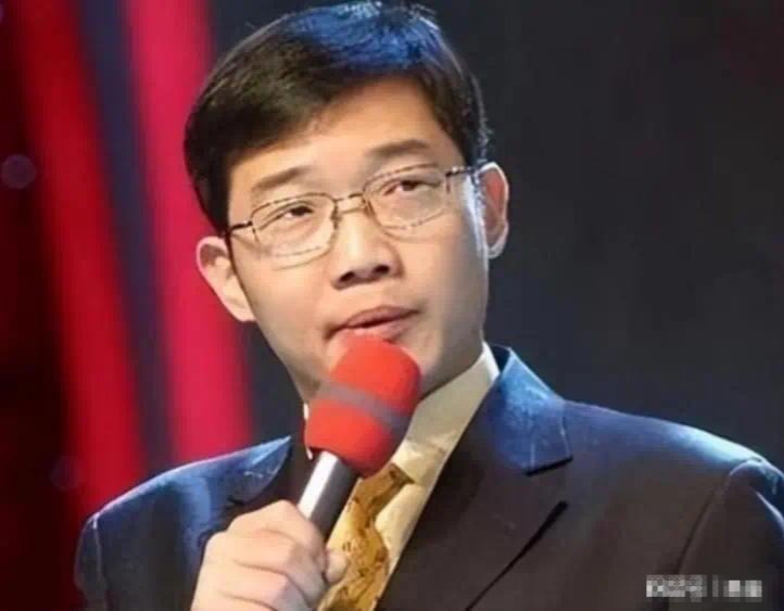 把黄家驹叫成黄家狗，自以为幽默结果翻车，前途一片黑暗