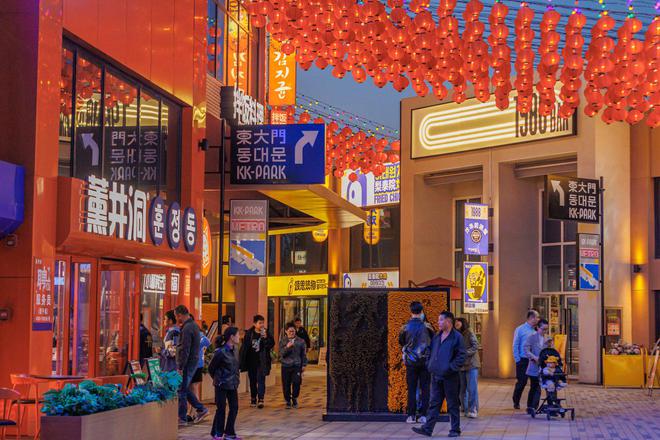 东大门街区打造韩风盐韵特色，影视产业助力城市焕新