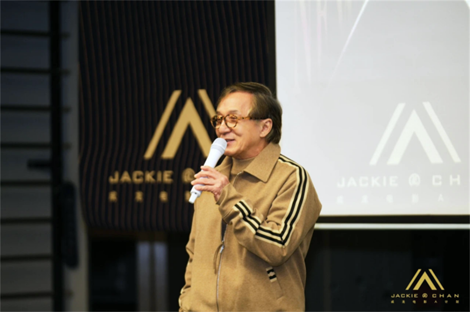 成龙电影A计划第七期：助力华语新导演起飞