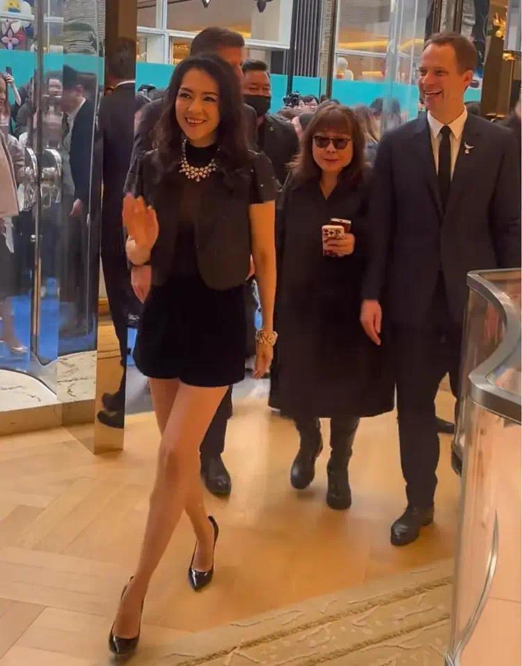 章子怡一露面，森立北李巧秒更新状态，这是在标榜自己吗？
