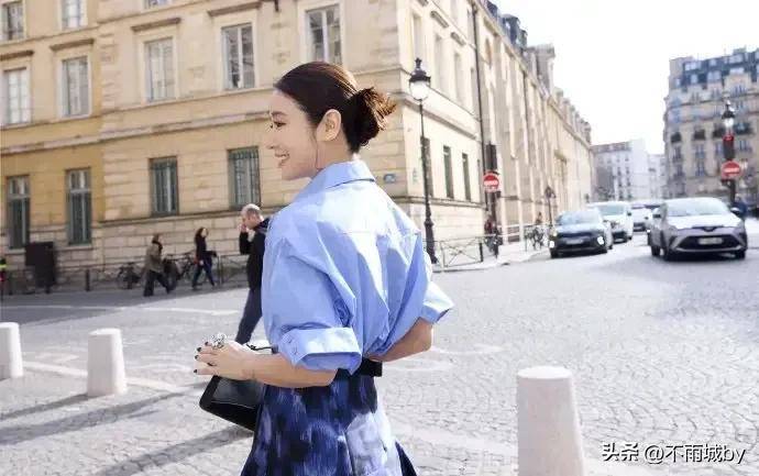 林心如和霍建华的7岁女儿照片被曝光，网友炸锅：这家也太厉害了吧！