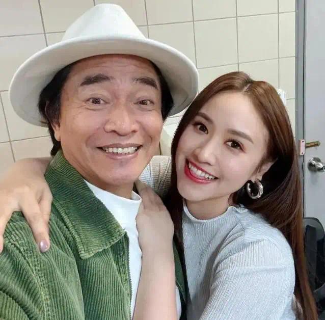 小S为啥急着复工？原来是怕吴宗宪的女儿抢了她的饭碗，大S已经不在娱乐圈了吗