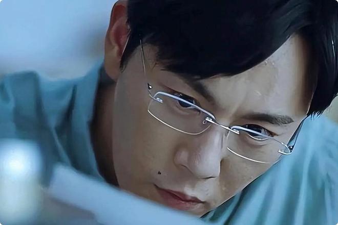 才看2集收视率就第一，王宝强让观众成功入坑，央视拿到王牌了