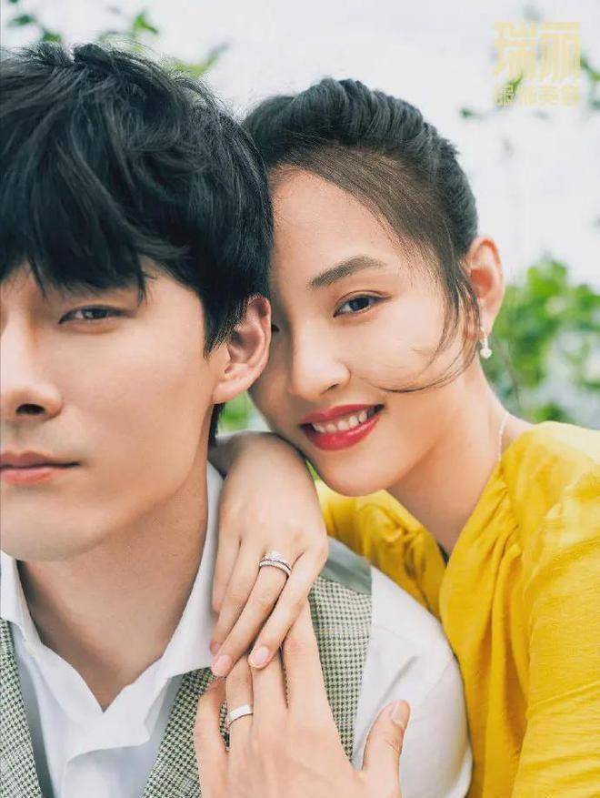 爆红后悄咪咪结婚生娃，结果遇渣男离婚，现在这个15年前的灵动少女又回来了