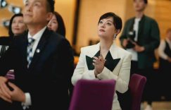 《乌云之上》百度云在线免费观看[1080p高清免费]资源下载缩略图