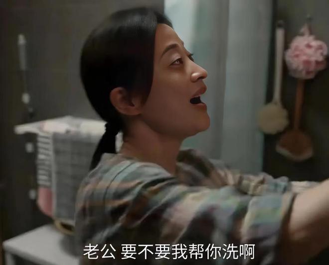 两腮没肉满脸疲态，颜值却艳压梅婷，谁的审美有毛病？
