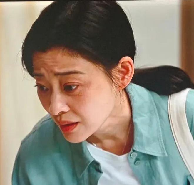 从头到脚都能换？梅婷穿那件丑T恤的镜头，给好多流量明星一巴掌啊