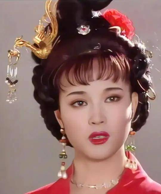 刘晓庆到底算不算顶级美女？看她和林青霞王祖贤的合照就知道了