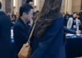 跟马云身边的女保镖一样酷，颜值和气质完全不输女明星，走路带风比肌肉男还抢眼缩略图