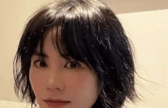 王菲55岁换了新发型，短发超显年轻！穿蓝色毛衣和朋友在豪宅聚会嗨翻天！缩略图