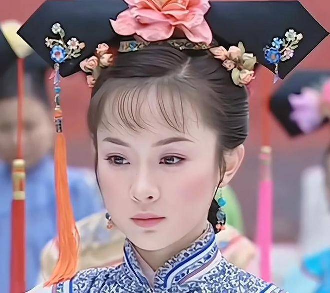 22年后看霍思燕和杨蓉，一个变胖了但依旧美美哒，另一个差点没认出来