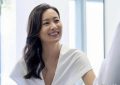她头婚嫁了个有钱人家的儿子，二婚找了外国人，现在43岁儿女双全挺幸福的缩略图