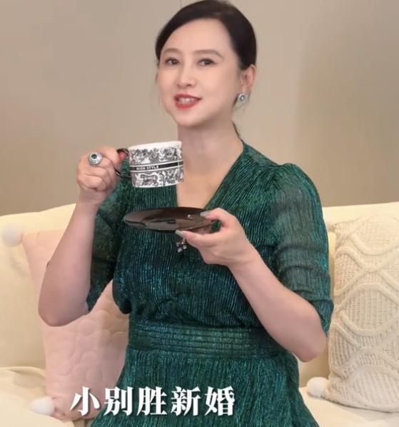 昔日影后沦落景区商演：翁虹与香江美人们的命运岔路