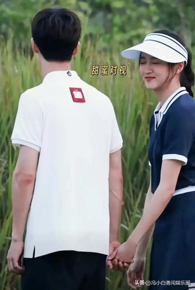 关晓彤李昀锐《耀眼》片场甜度爆表 高尔夫球场到游乐场浪漫不断