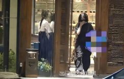 刘亦菲高温天仍披标志性披肩引关注 揭秘《神雕侠侣》旧伤背后的演员职业隐痛缩略图