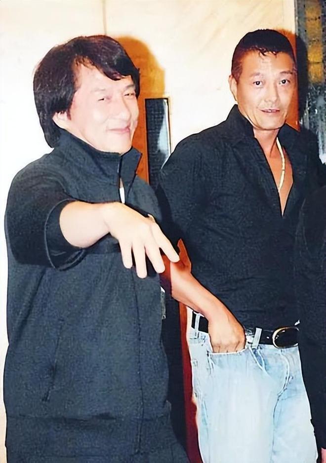67岁段伟伦被成龙开除了？传因为不干活闹翻了