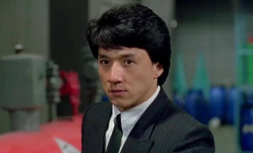 成龙估计做梦都没想到，林凤娇这次居然不按常理出牌，直接把他辛苦攒的人设给戳破了