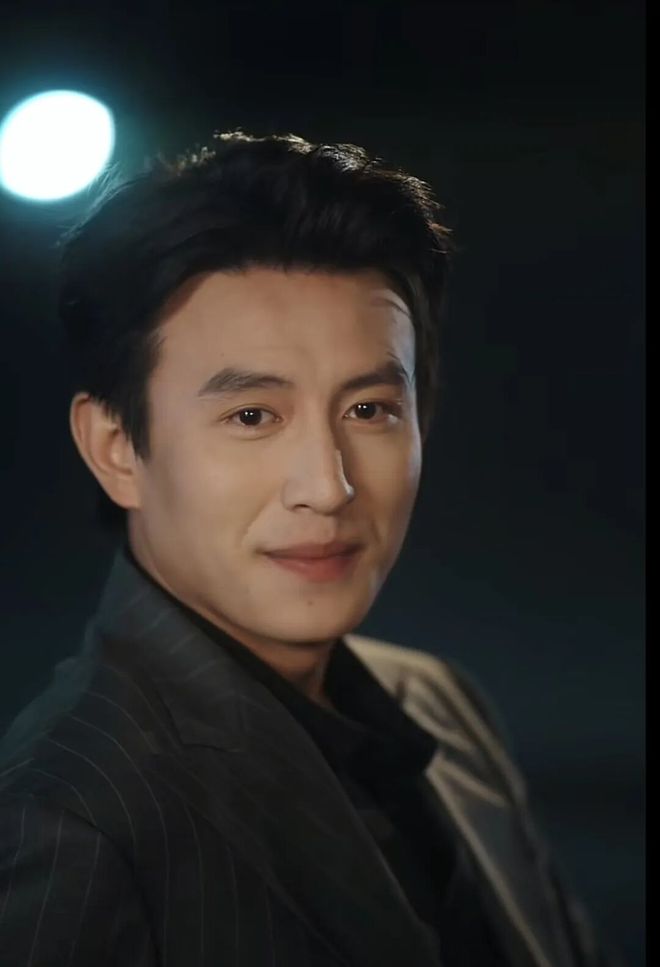 爆款短剧来啦！男女频直接混搭～