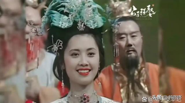 从女儿国女王到欧美范儿、埃及风潮，她全试过！