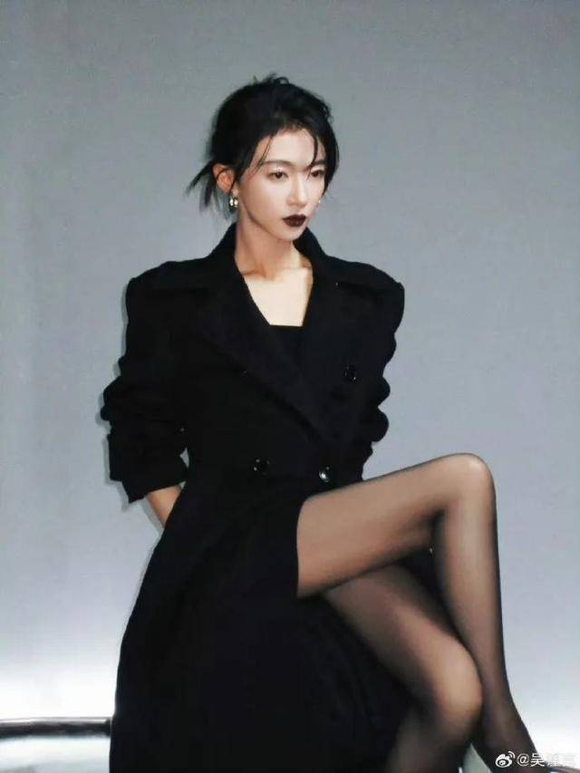 洪尧回应和吴谨言离婚传闻：我们好着呢，去年刚领证，年初她生了女儿