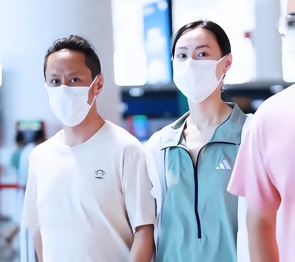 李泽楷带新女友现身，传已生龙凤胎，郭嘉文苦等九年却没名分