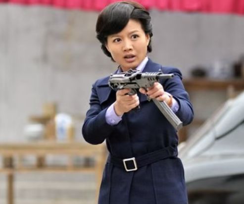 才播一天就拿下收视第一！于和伟侯勇傅程鹏硬核开打，枪战超燃！