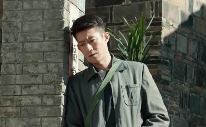 依依向北风:俞乐山成了劳保大王,暖暖当了乡村教师,王潇又恨又可怜插图1 依依向北风:俞乐山成了劳保大王,暖暖当了乡村教师,王潇又恨又可怜